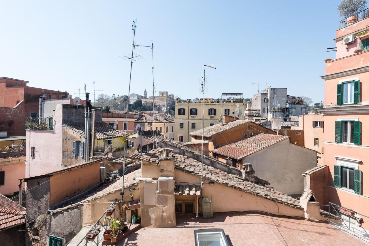 Idyllia Lighty Flat With Views In Trastevere Rom Exterior foto